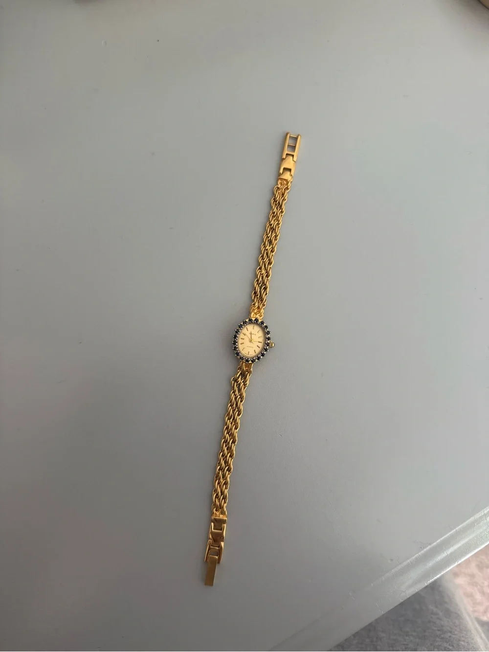 Vintage Geneve ladies watch CL278